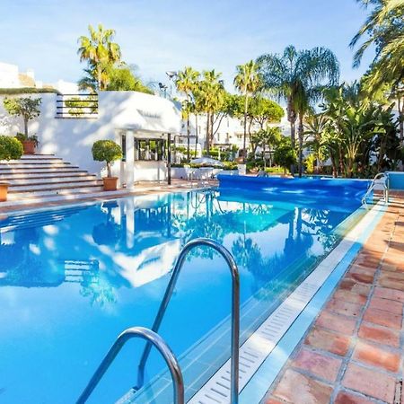 White Pearl Beach - Elviria Playa Marbella Exterior photo